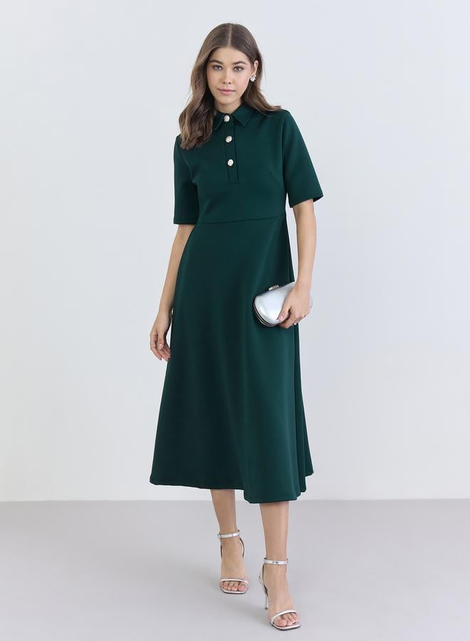 ستايلي فستان ميدي بأزرار وتصميم واسع من الأسفل - Image 1